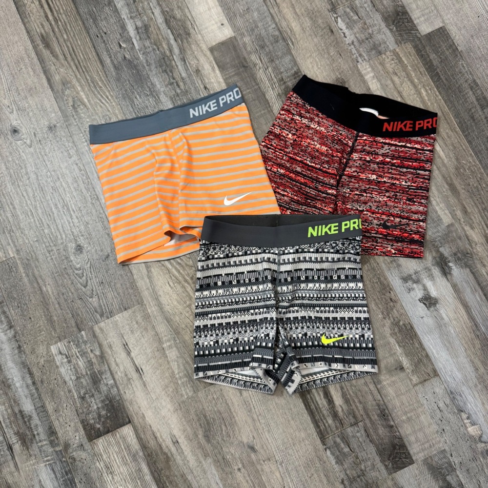 Nike Women's Size S Multicolor Patterned Athletic Spandex Compression Shorts 3Pk